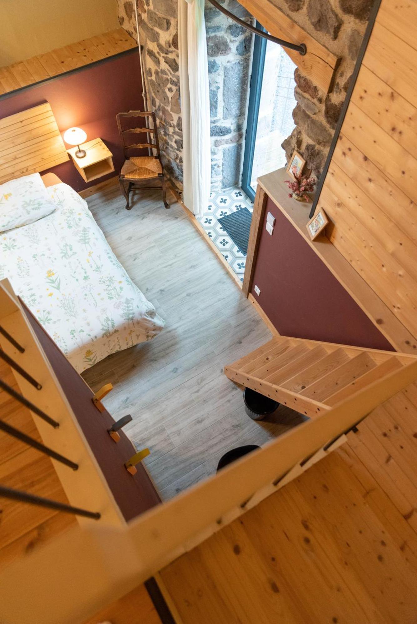 Les Balcons De La Terrasse Bed & Breakfast Arsac-en-Velay ภายนอก รูปภาพ