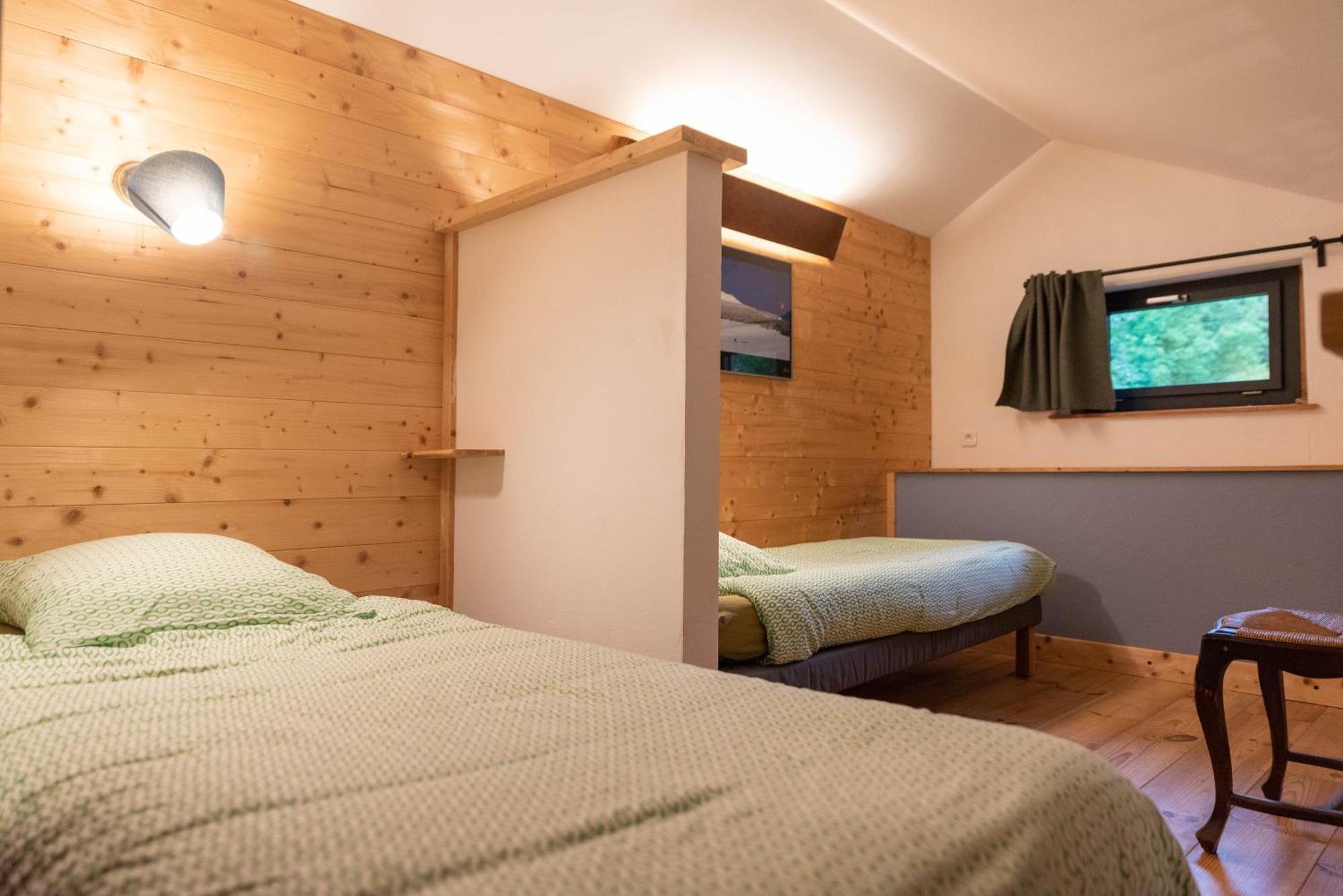 Les Balcons De La Terrasse Bed & Breakfast Arsac-en-Velay ภายนอก รูปภาพ